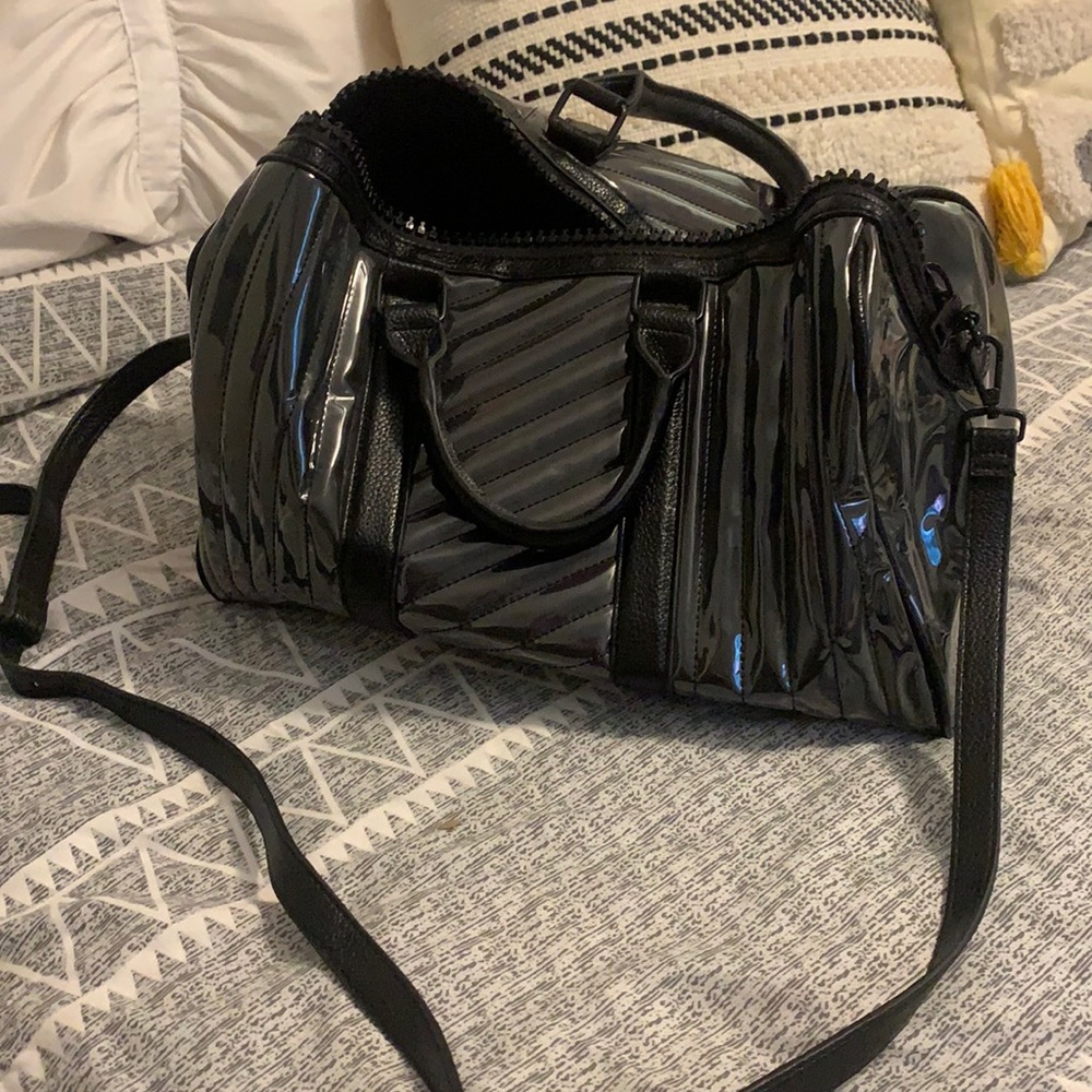 Steve Madden Breagan Black Barrel Bag